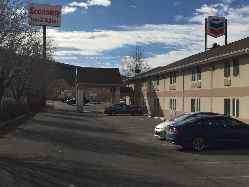 Economy Inn & Suites Nephi Exterior foto